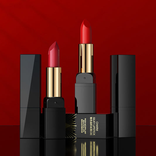 Moisturizing And Charming Lipstick